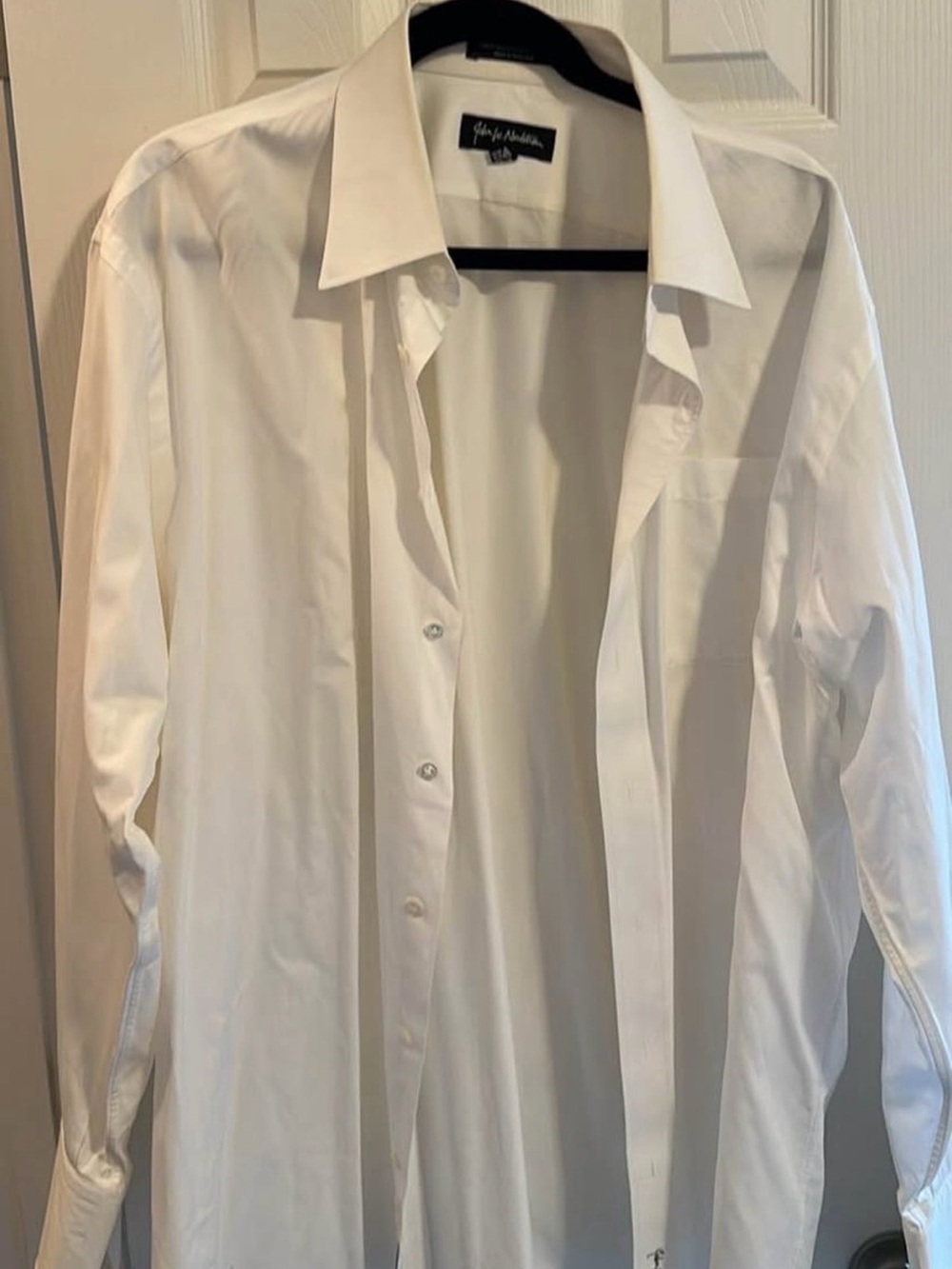 John W. Nordstrom Men's White Dress Shirt with Point Collar